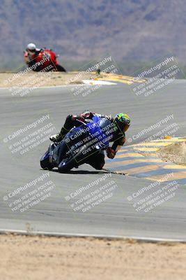 media/May-06-2024-Moto Forza (Mon) [[b33359f27d]]/1-Advanced/Session 4 (Turns 9 and 8)/